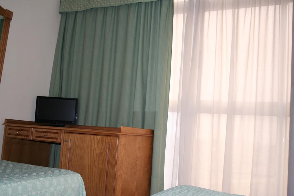 Hotel Austria 76 Puerto de Sagunto Exterior photo